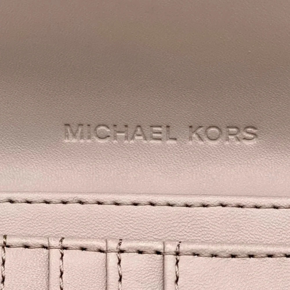 Michael Kors Large Trifold Wallet Light Sand - Picture 9 of 12